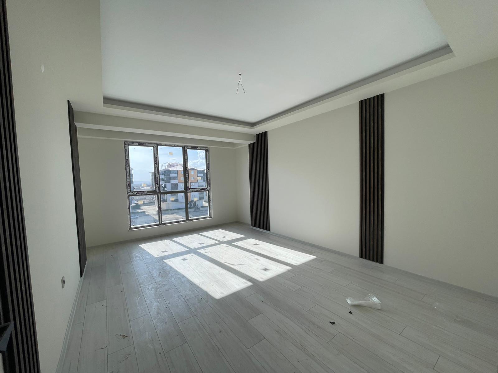 ŞÜKRÜPAŞA'DA 2+1 KİRALIK DAİRE